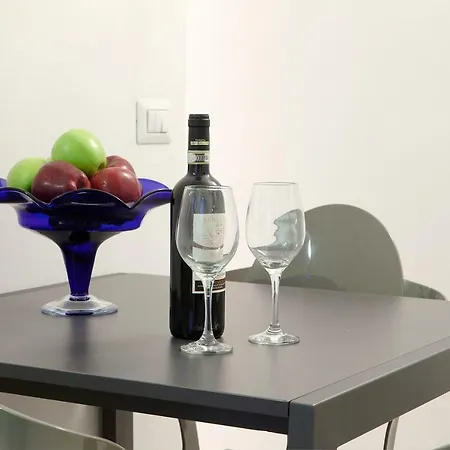 Apartament Windows On